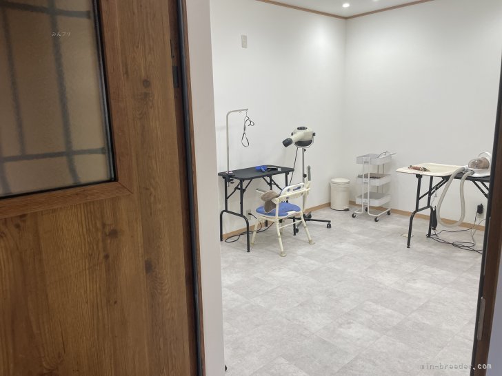 徳永堅三ブリーダーのブログ：トリミングサロン完成✂️